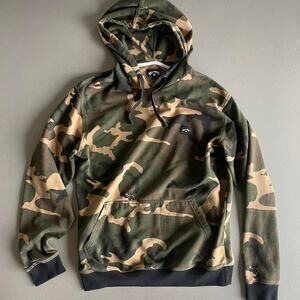 🌲 Billabong Camo Fleece-Lined Hoodie – Streetwear Essential (L)